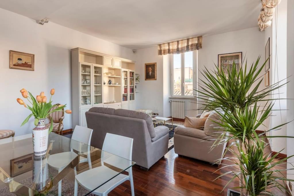 Stunning Center Rome Apartment מראה חיצוני תמונה
