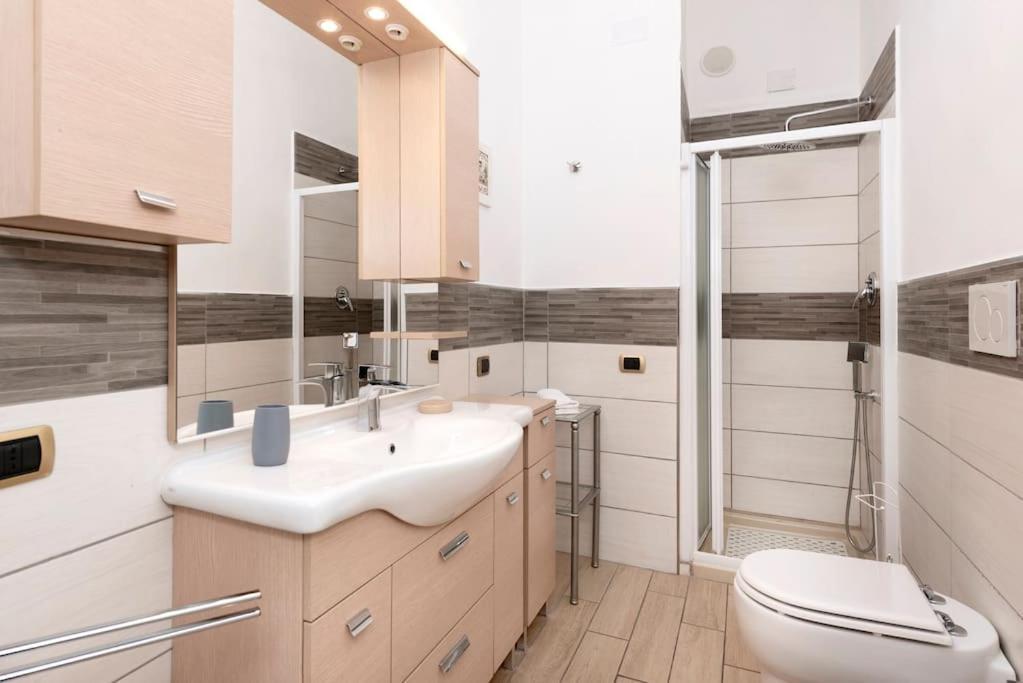 Stunning Center Rome Apartment מראה חיצוני תמונה